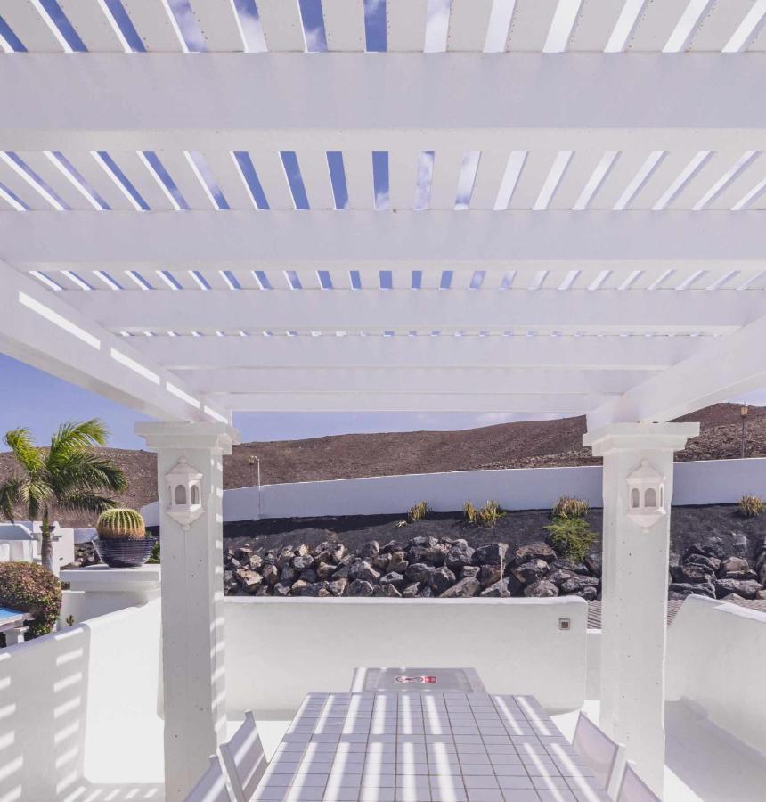 Villa Tiguaro Lujo Piscina Climatizada Jacuzzi AC WIFI Bahiazul Villa 912 Corralejo Esterno foto