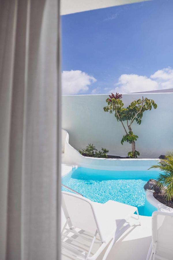 Villa Tiguaro Lujo Piscina Climatizada Jacuzzi AC WIFI Bahiazul Villa 912 Corralejo Esterno foto